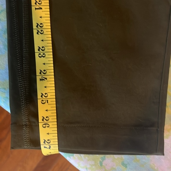 Lululemon | City Trek Trouser Military Olive Green Commute Travel Office Size 10 - Picture 16 of 16